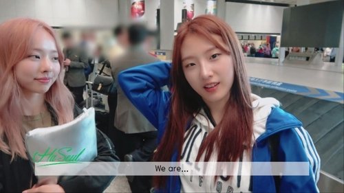 Background image for Episode 90 - LOOΠΔ 1/3 (Love & Live)