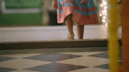 Mansi Dolls Up Doree
