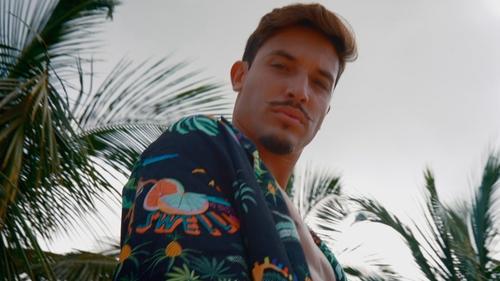Background image for On Vacation with the Caribbean Ex: 1x5