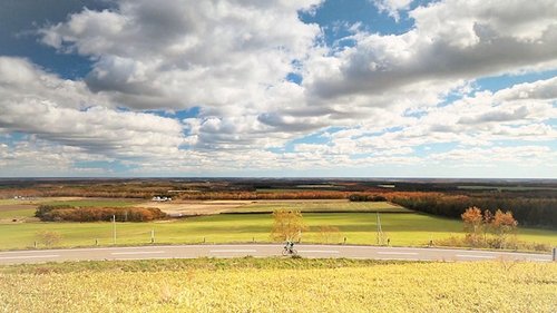 Background image for Autumn - Amidst Mother Nature in Hokkaido