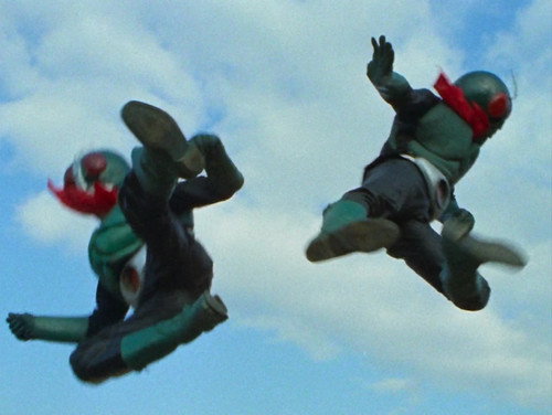 Stone Monster Unicornos vs. Double Rider Kick
