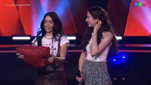 Background image for Episode 17⎜Blind Auditions