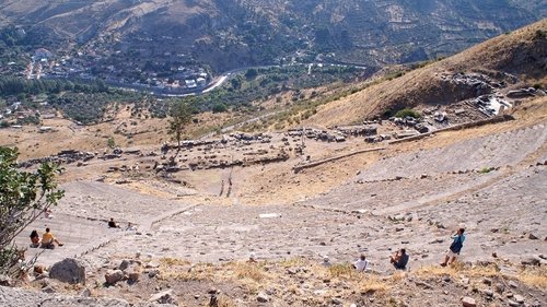 Background image for Pergamon—The New Theatricality