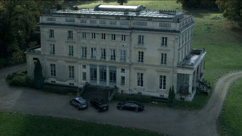 Crime on the Seine (2)