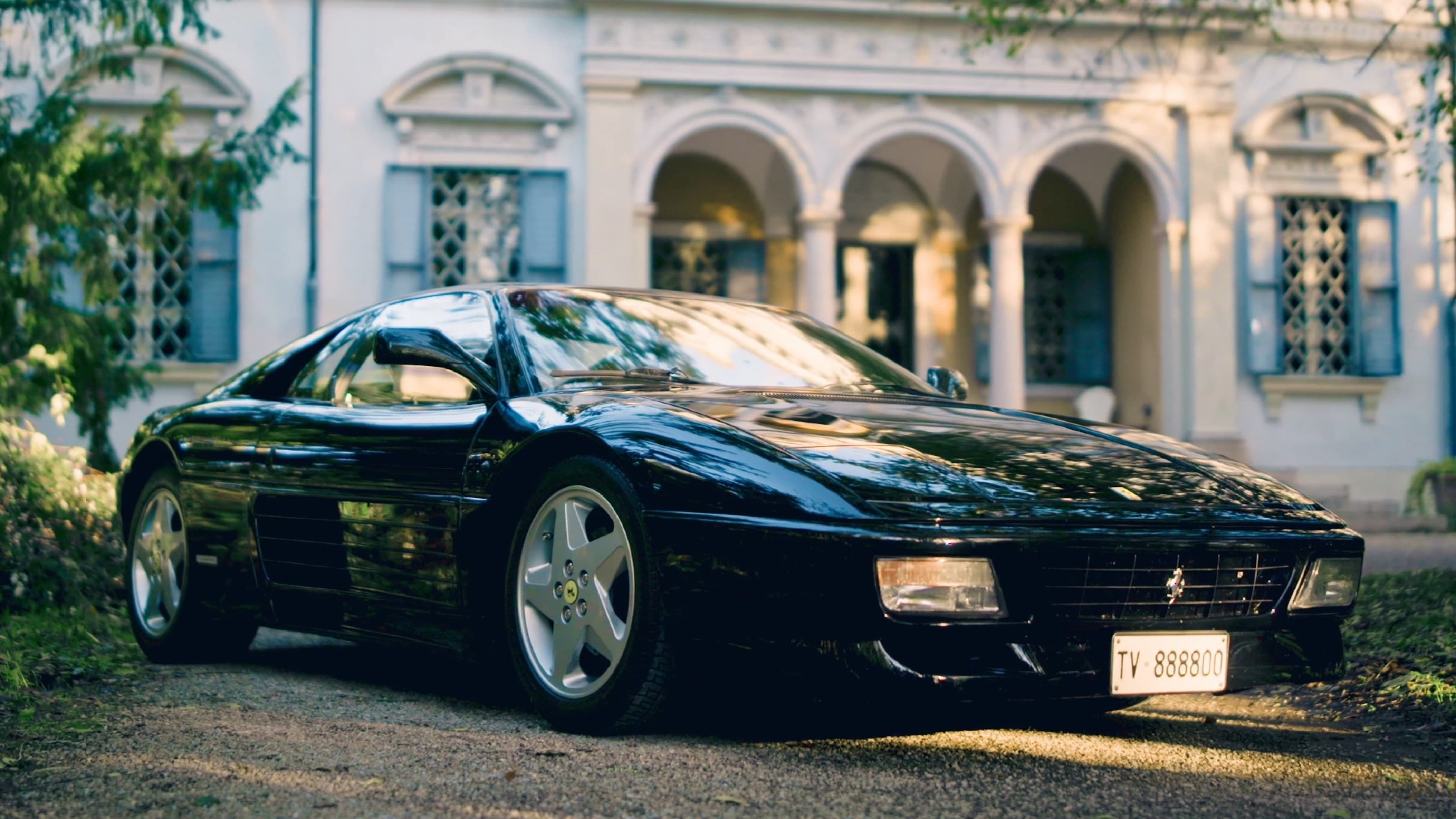 Ferrari 348 - Italy