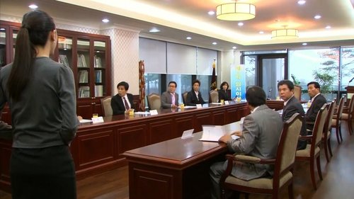 Background image for Invincible Lee Pyung Kang Episode 6