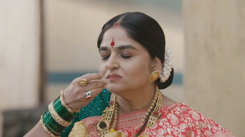 Sneha learns about her secret admirer