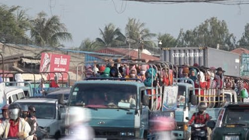 Background image for Cambodian Migrant Workers: Searching for Hope amidst Uncertainty