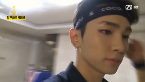 Background image for SHINee Key Spends His Day Like This