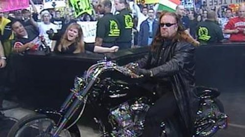 Background image for RAW is WAR 366