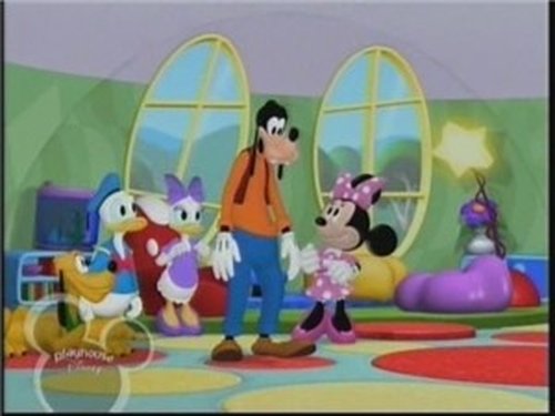 Background image for Goofy's Hat