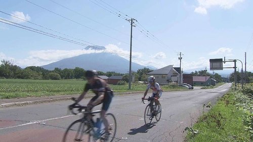 Background image for Hill Climbing in Niseko Mountain Range