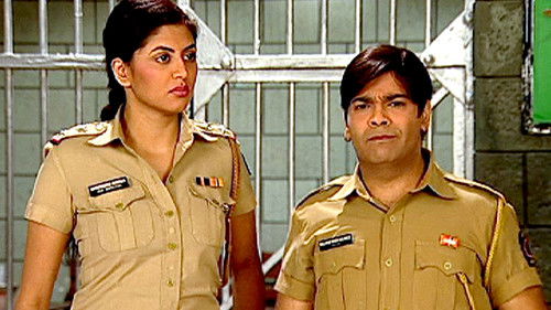 Cake is Thrown On Gopi's Face