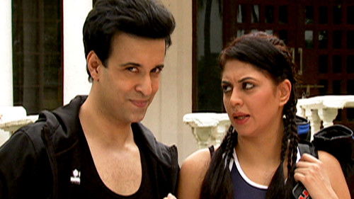 Billu Takes Inspector's Jeep Without Permission