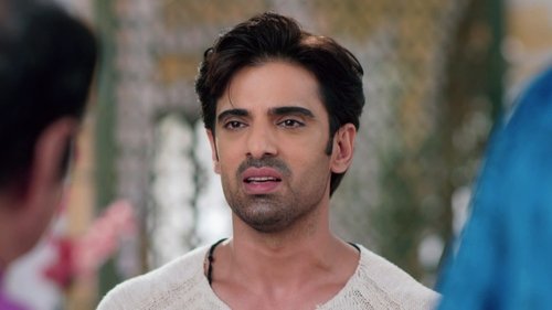 Background image for Dhruv Defends Sonam