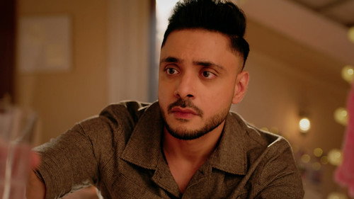 Vikrant Rescues Mannat