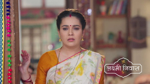 Lakshmi and Shriniwas Visit Gajendra’s House