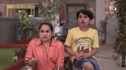 Teacher Dubey develops a crush on Hrithik’s mother - Happu Ki Ultan Paltan