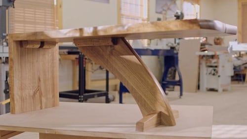 Live-Edge Table