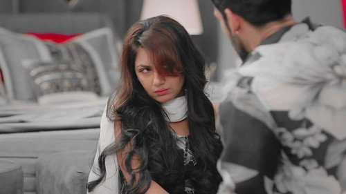 Virat hides Amu fron his family