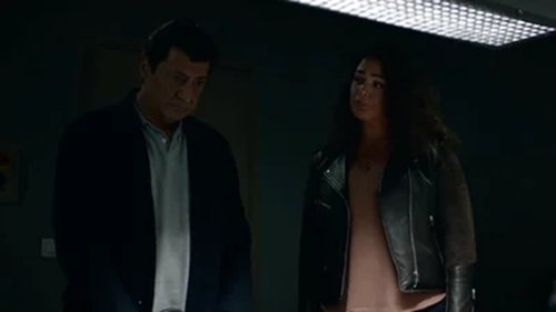 Background image for Natifs