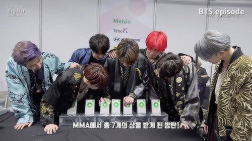 Background image for BTS (방탄소년단) @2018 MMA