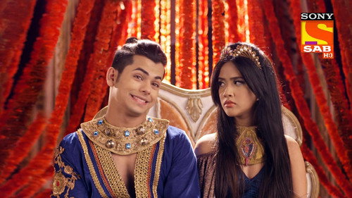Sultanas Mehendi Ceremony With Aladdin