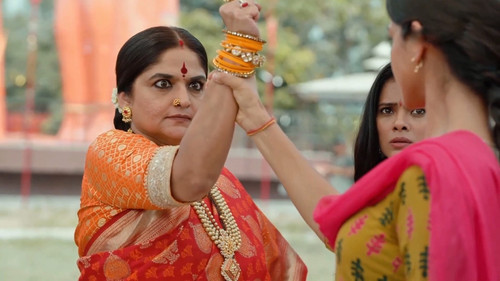 Sneha and Durgavati's clash