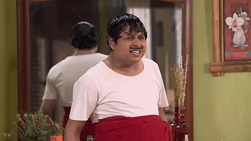 Kamlesh gets robbed - Happu Ki Ultan Paltan