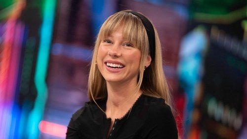 Background image for Ester Espósito