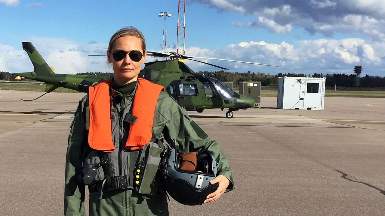 Världens Tuffaste Jobb Med Carina Berg backdrop