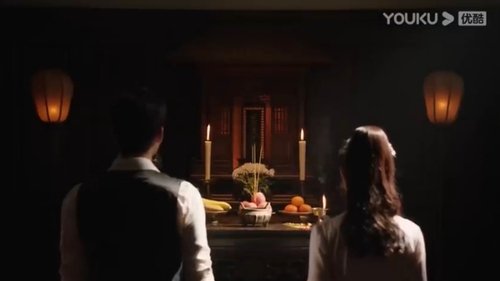 Background image for A kiss doesn't hurt