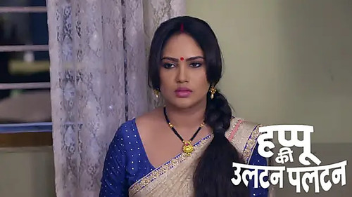 Amma pretends to sleepwalk to keep Happu and Rajesh apart-Happu Ki Ultan Paltan