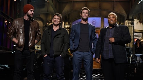 Chris Hemsworth with Zac Brown Band