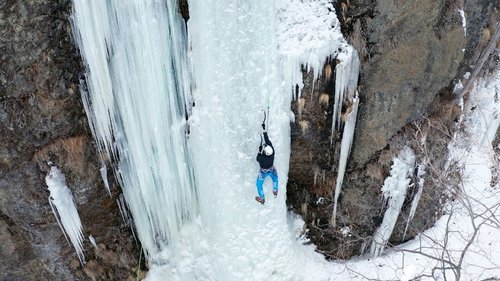 Background image for Ice Climbing in the Sea of Okhotsk