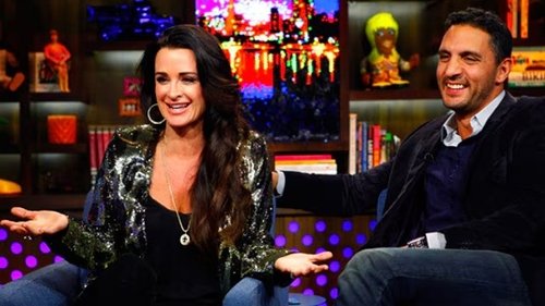 Background image for Kyle Richards & Mauricio Umansky