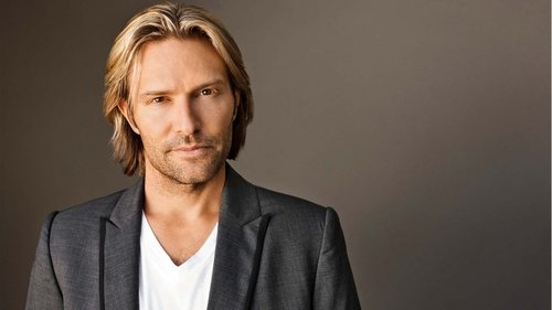 Background image for Eric Whitacre and the Royal Philharmonic Orchestra