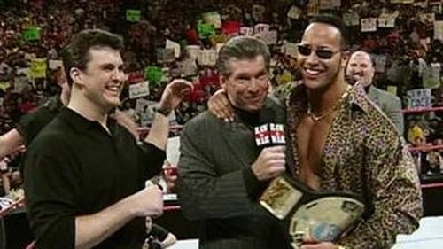 Background image for RAW is WAR 286