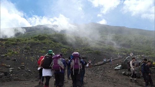 Background image for Yamanashi to Charge Mt. Fuji Climbers ¥2,000 Toll