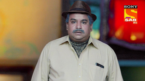 Munna Runs Away With Money