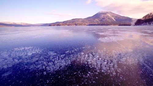 Background image for Winter in Lake Akan
