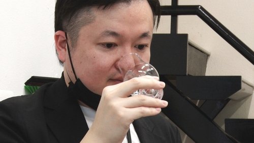 Background image for Turning Surplus Ingredients into Craft Gin: Sustainable Distillery CEO - Yamamoto Yuya