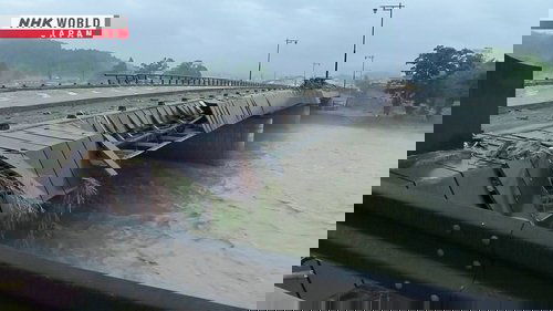 Background image for Linear Rainbands