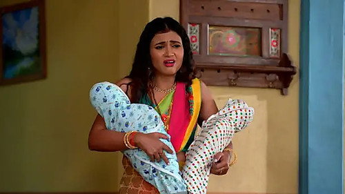 A sting operation of Happu’s family - Happu Ki Ultan Paltan