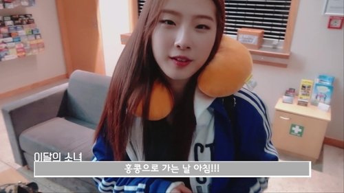 Background image for Episode 89 - LOOΠΔ 1/3 (Love & Live)