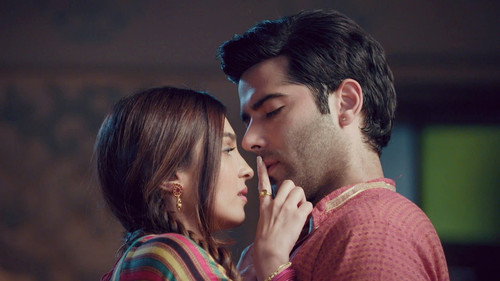 Gautam, Dhara Come Closer