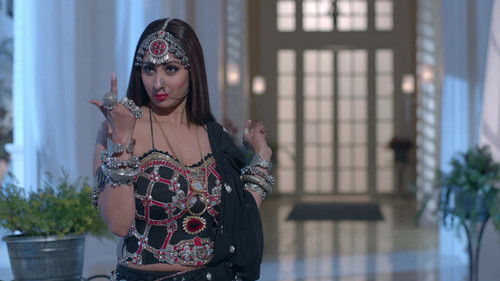 Pishachini Attacks Divya, Drishti