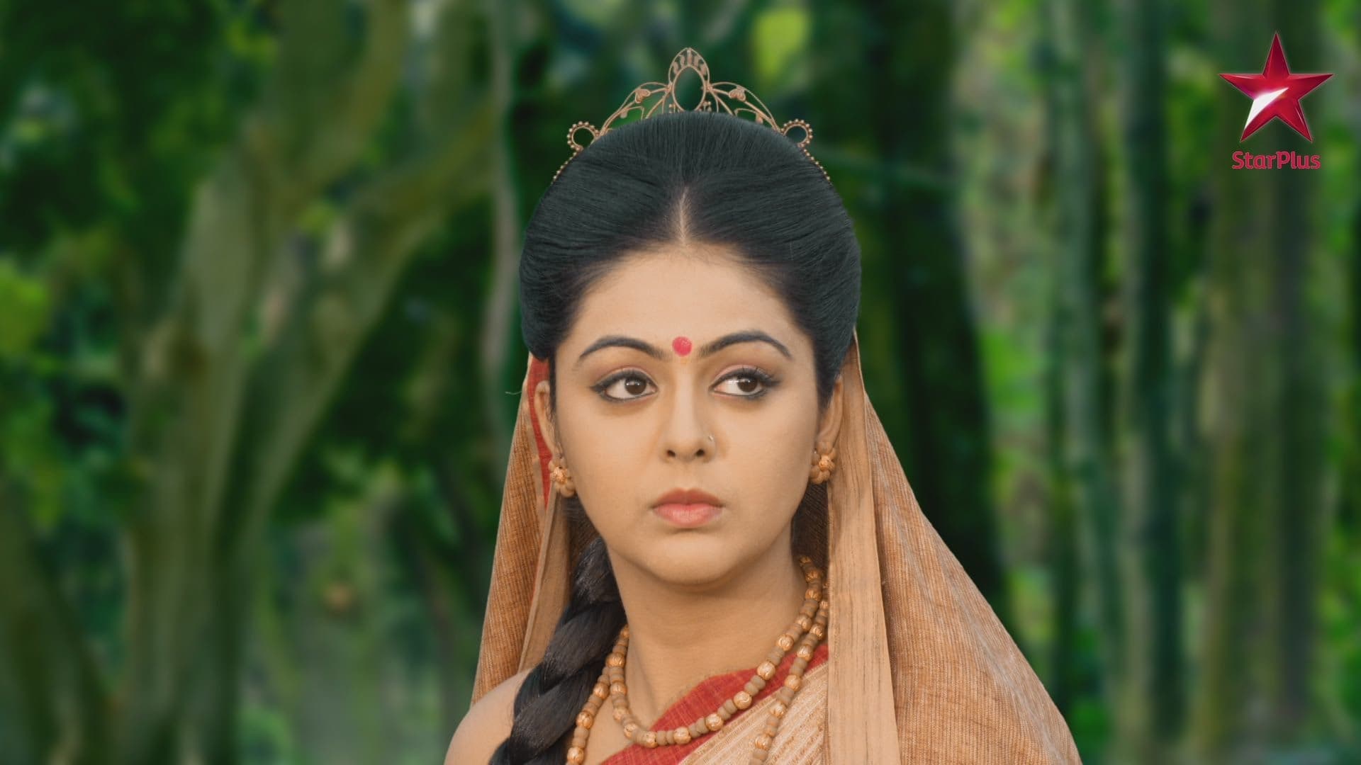 Kunti bears a son