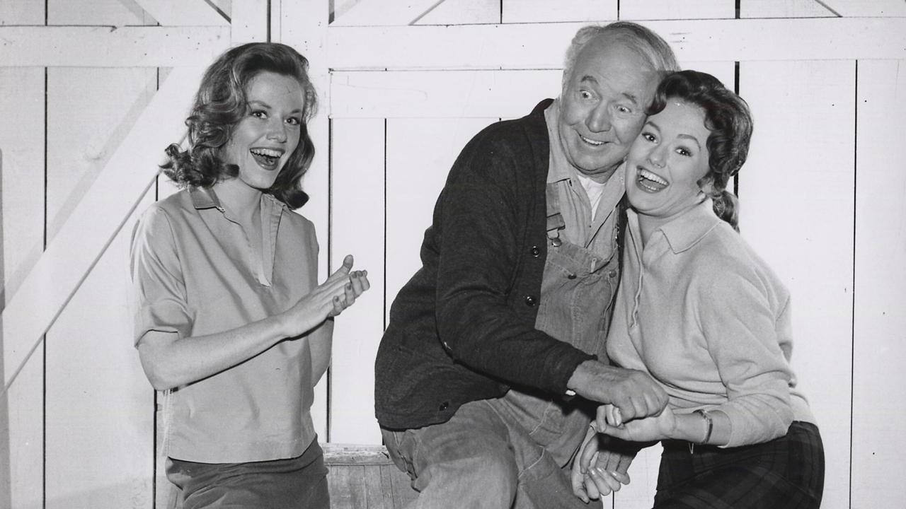 The Real McCoys backdrop