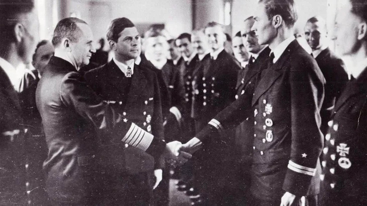 Entscheidung im Atlantik – Der U-Boot-Krieg 1939–45 backdrop